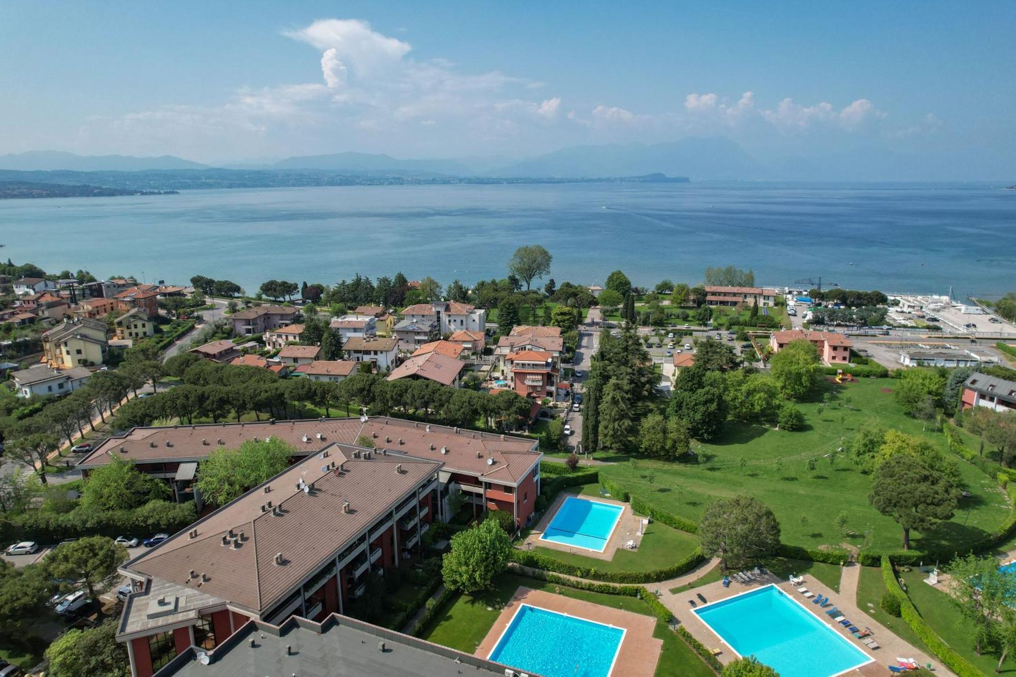 Breeze Apartment Desenzano del Garda Exteriér fotografie